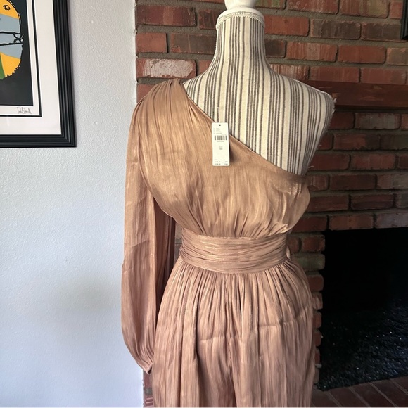 NWT Anthropologie One Shoulder Metallic Jumpsuit in Gold Sz 00 - Picture 8 of 10